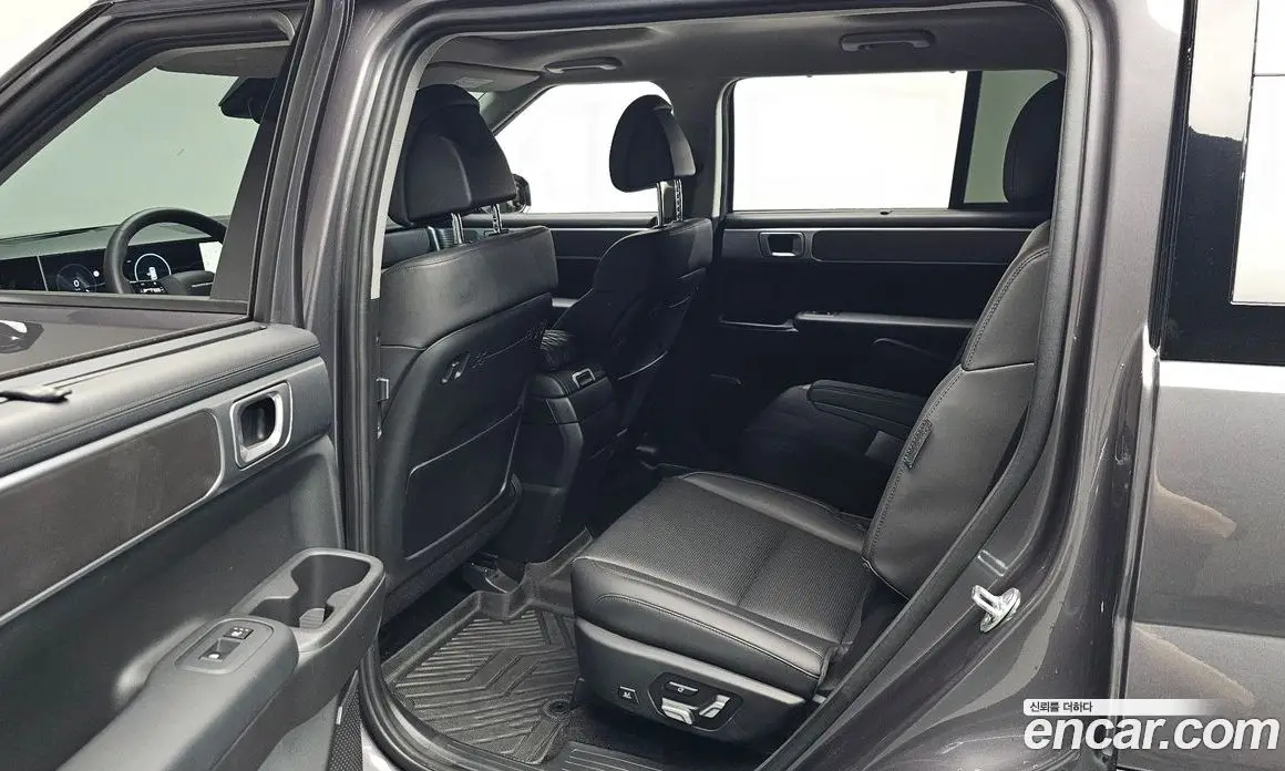 Hyundai Santa Fe 2023 2.5 автомат (гидро), фото 17