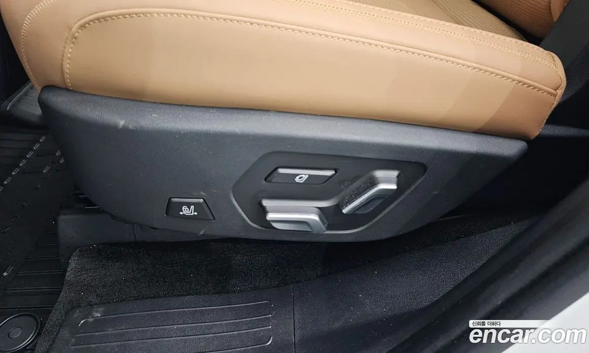 Hyundai Santa Fe 2024 1.6 автомат (гидро), фото 35