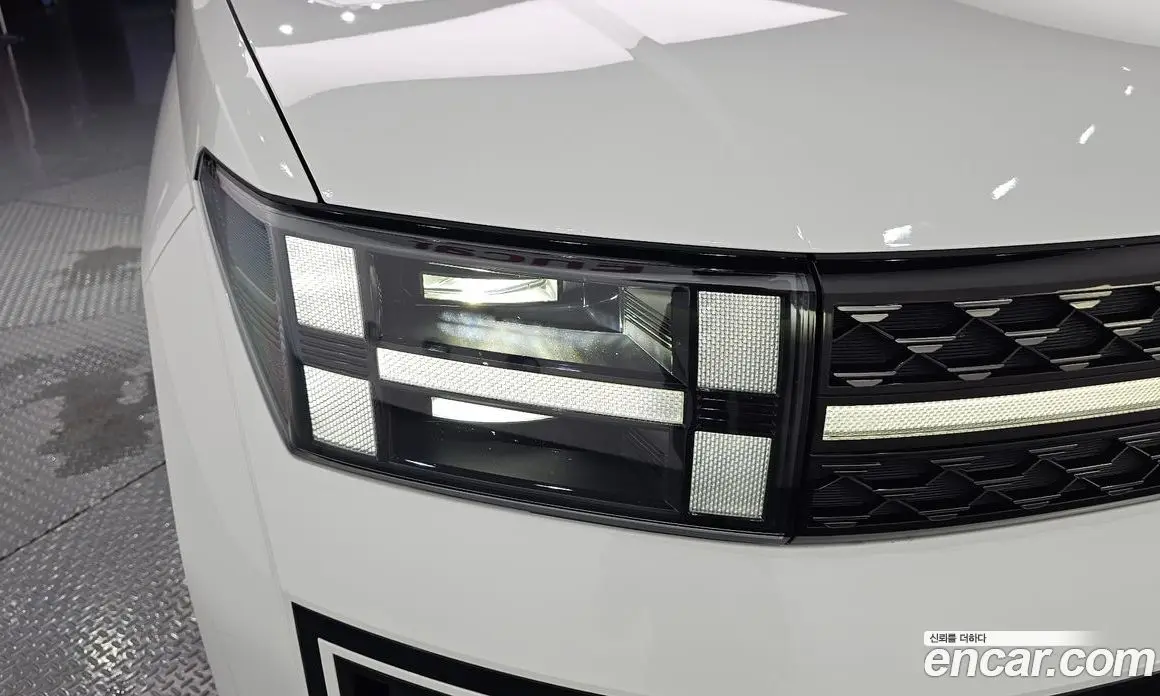 Hyundai Santa Fe 2024 1.6 автомат (гидро), фото 8