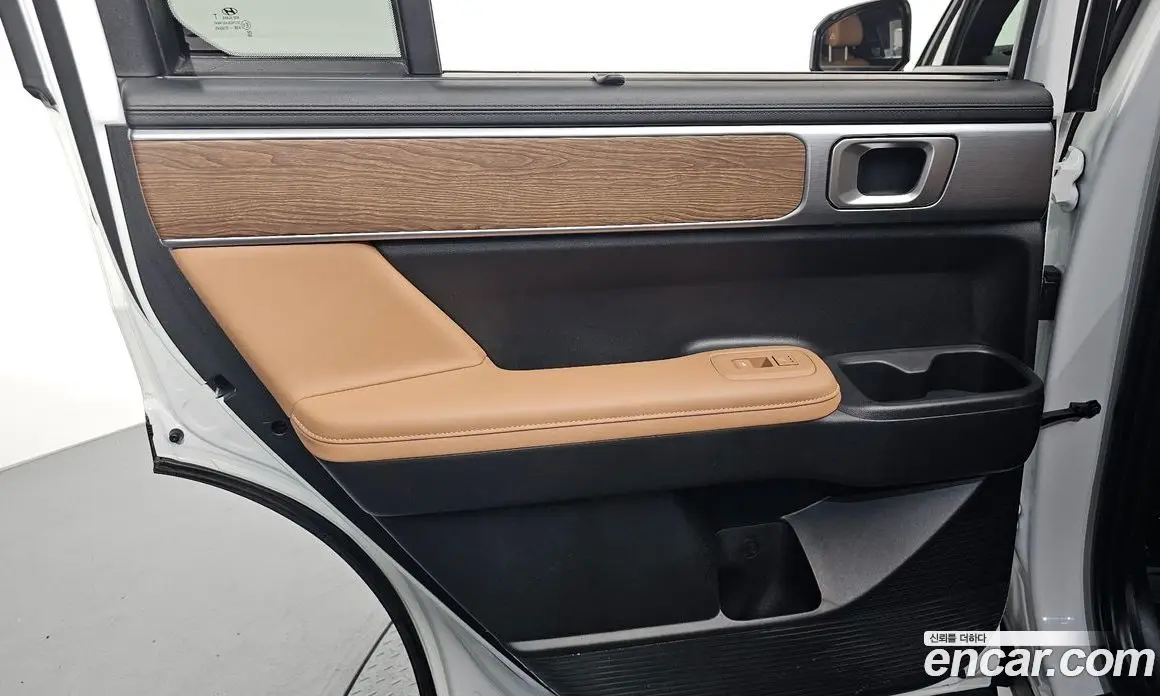 Hyundai Santa Fe 2025 2.5 автомат (гидро), фото 15