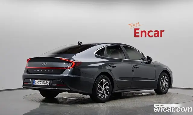 Hyundai Sonata 2022 2.0 автомат (гидро), миниатюра 1