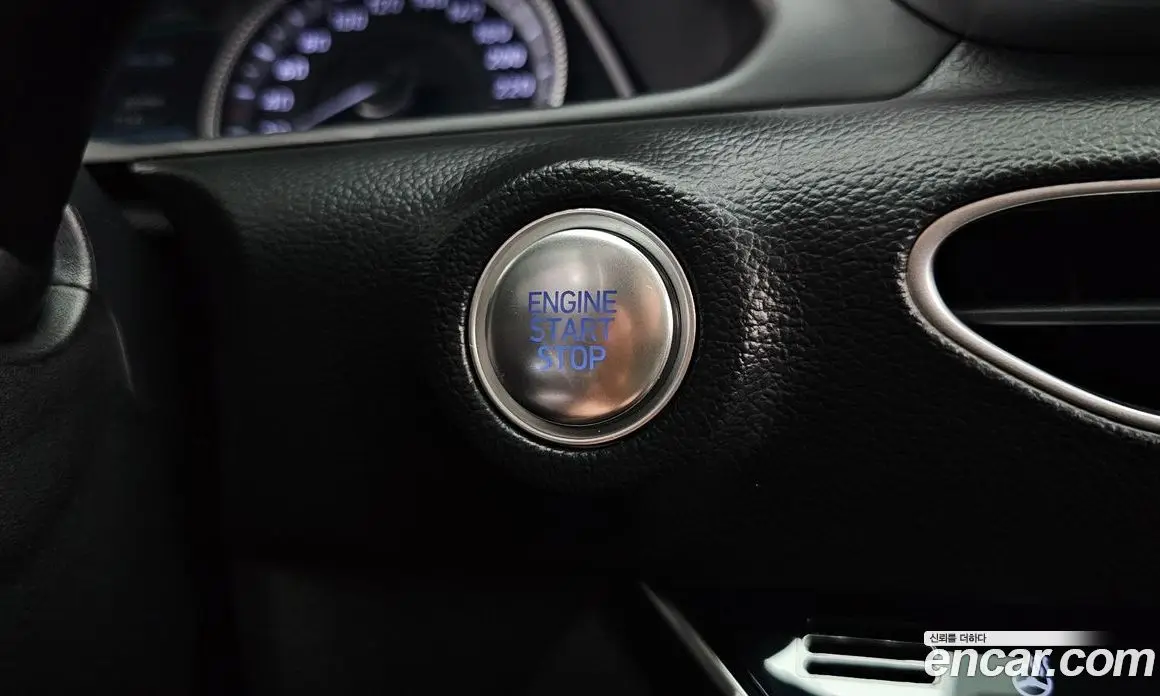 Hyundai Sonata 2022 2.0 автомат (гидро), фото 27