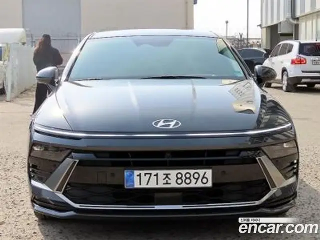 Hyundai Sonata 2023 2.0 автомат (гидро), миниатюра 2