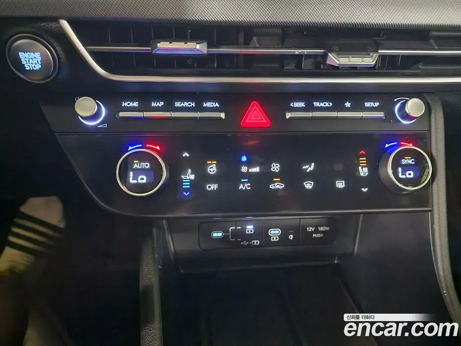 Hyundai Sonata 2023 1.6 автомат (гидро), фото 15
