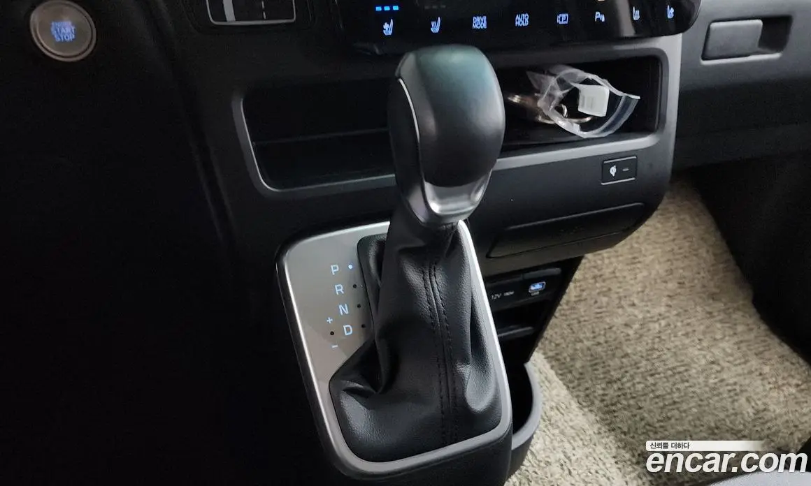 Hyundai Staria 2024 3.5 автомат (гидро), фото 11