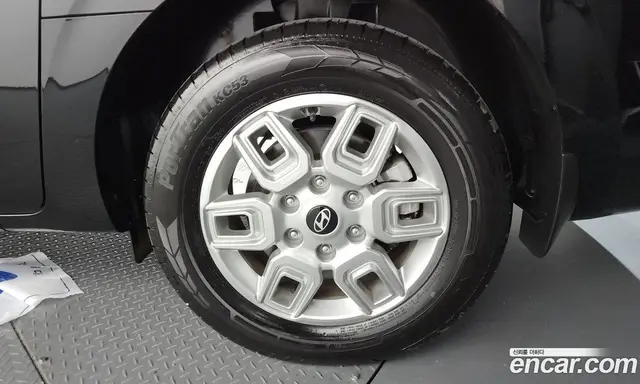 Hyundai Staria 2024 3.5 автомат (гидро), миниатюра 6
