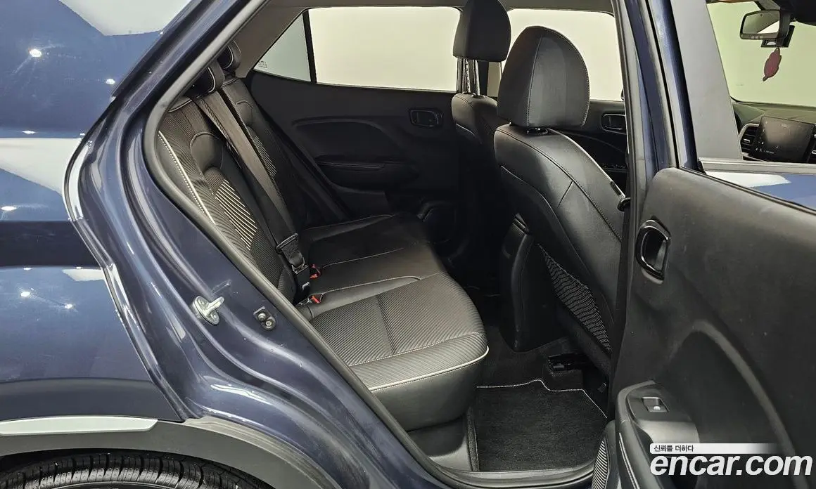 Hyundai Venue 2019 1.6 автомат (гидро), фото 17