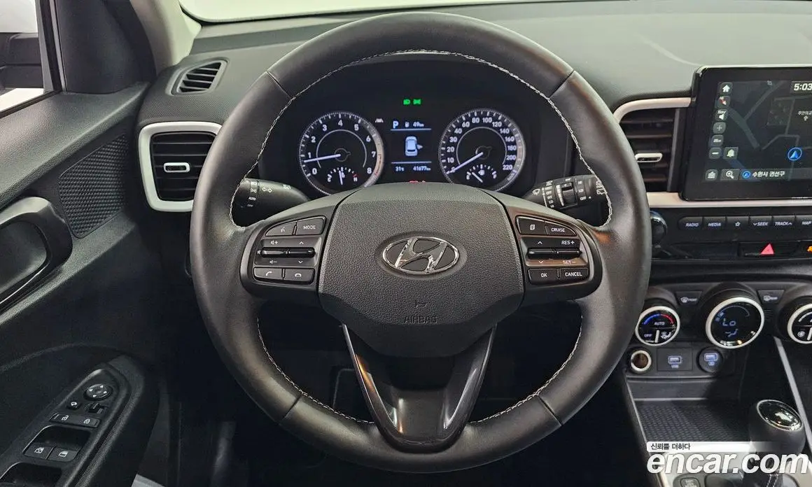 Hyundai Venue 2019 1.6 автомат (гидро), фото 20