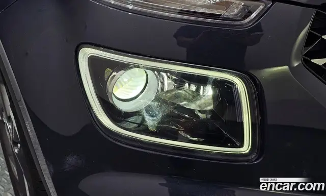 Hyundai Venue 2019 1.6 автомат (гидро), миниатюра 8