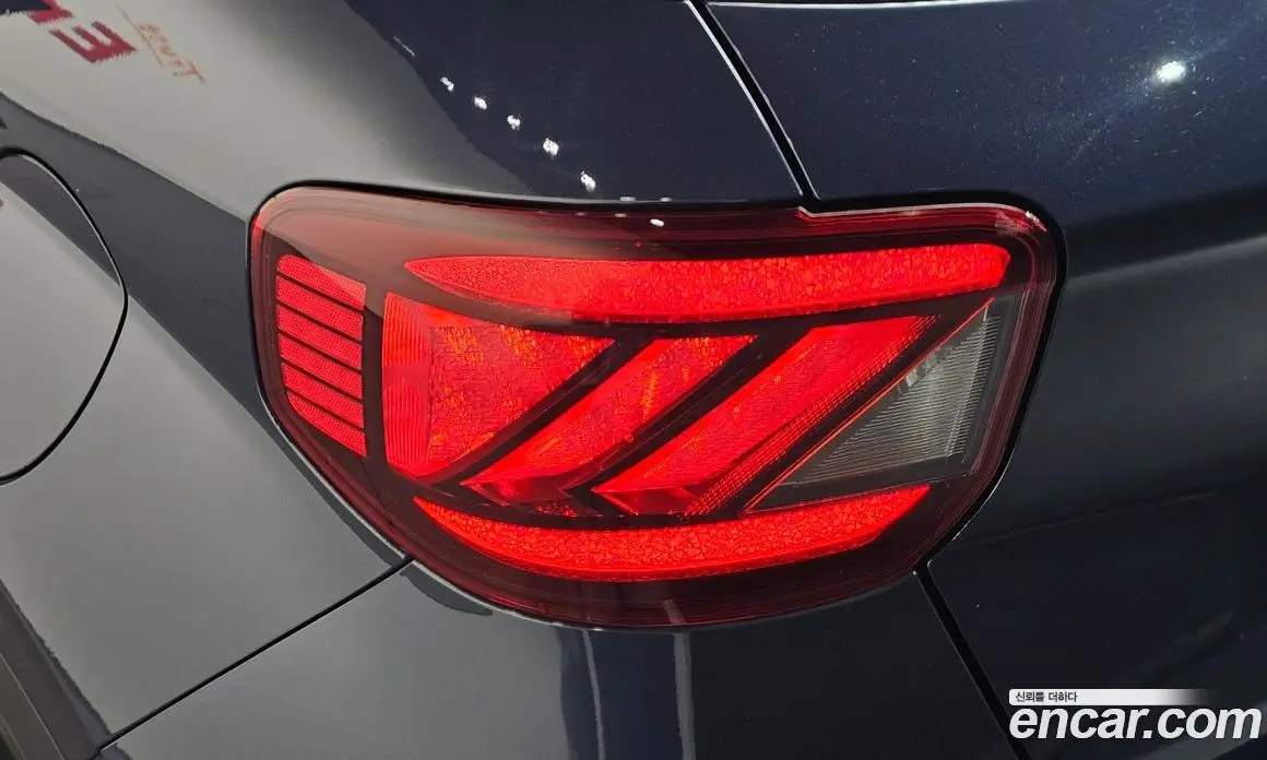 Hyundai Venue 2019 1.6 автомат (гидро), фото 9