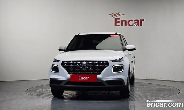 Hyundai Venue 2025 1.6 автомат (гидро), миниатюра 2