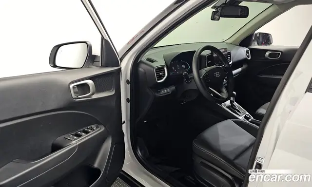 Hyundai Venue 2025 1.6 автомат (гидро), миниатюра 12