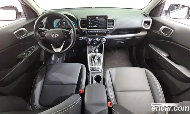 Hyundai Venue 2025 1.6 автомат (гидро), миниатюра 9
