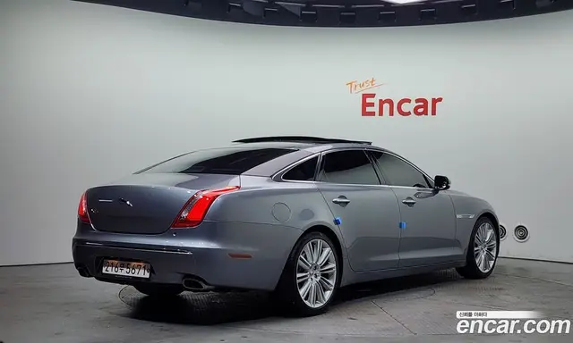 Jaguar XJ 2012 5.0 автомат (гидро), миниатюра 2