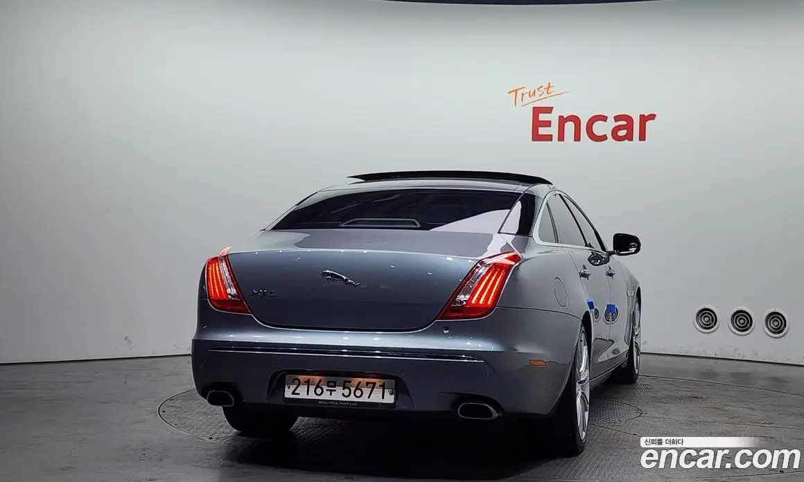 Jaguar XJ 2012 5.0 автомат (гидро), фото 4