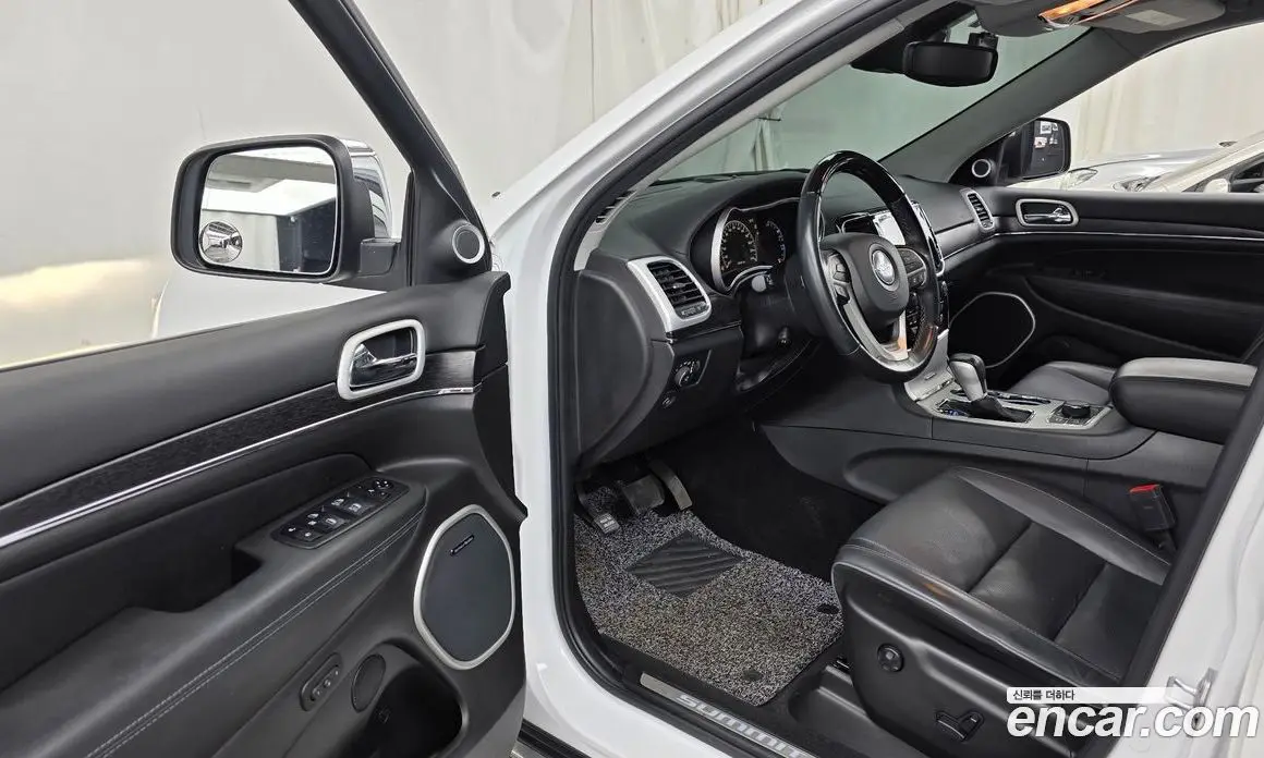 Jeep Cherokee 2020 3.6 автомат (гидро), фото 13