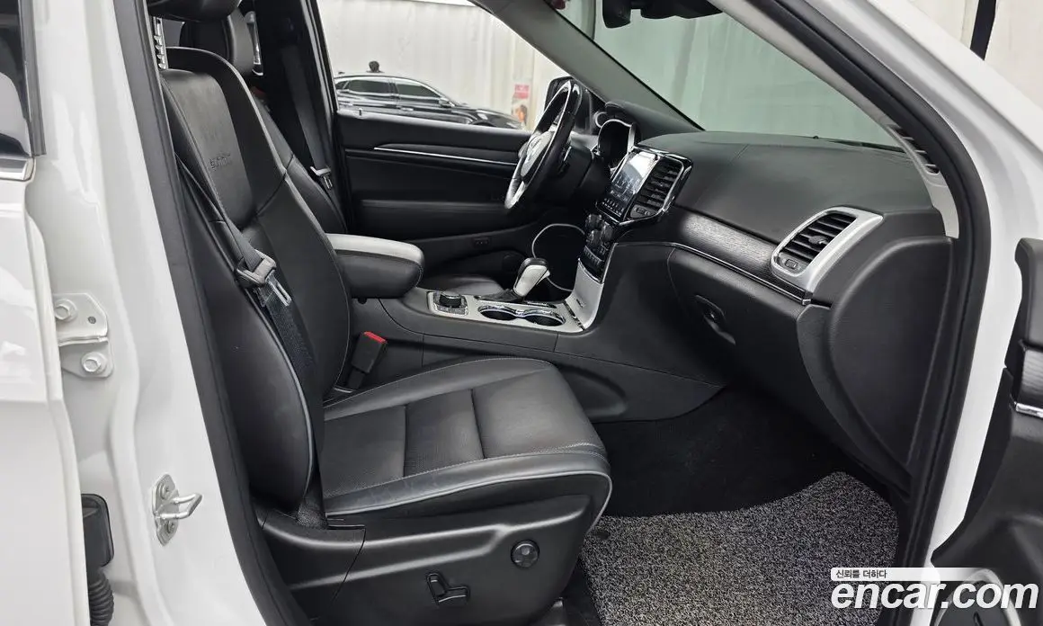 Jeep Cherokee 2020 3.6 автомат (гидро), фото 16
