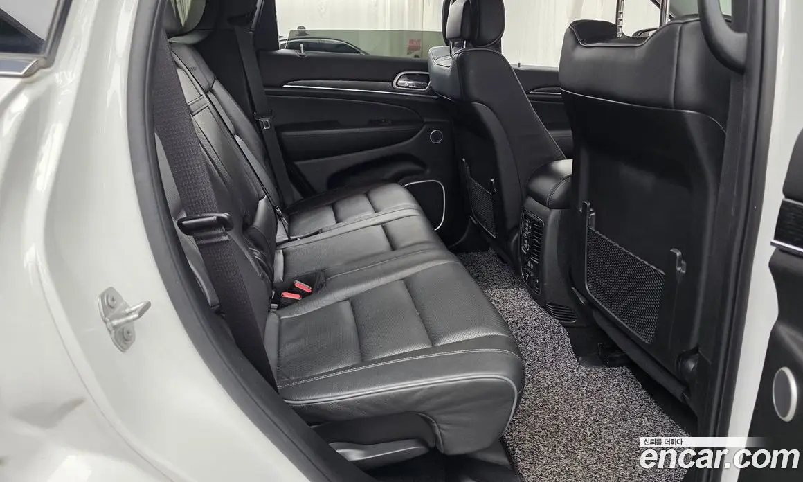 Jeep Cherokee 2020 3.6 автомат (гидро), фото 17