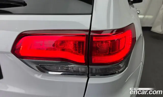 Jeep Cherokee 2020 3.6 автомат (гидро), миниатюра 9