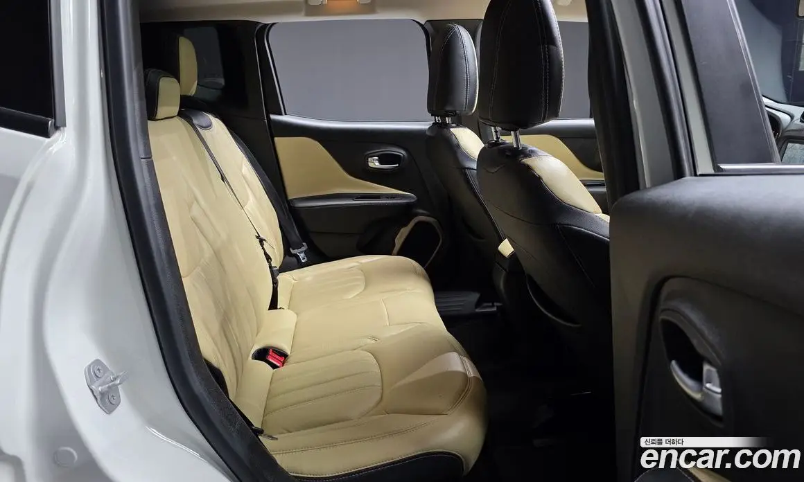 Jeep Renegade 2016 2.4 автомат (гидро), фото 11