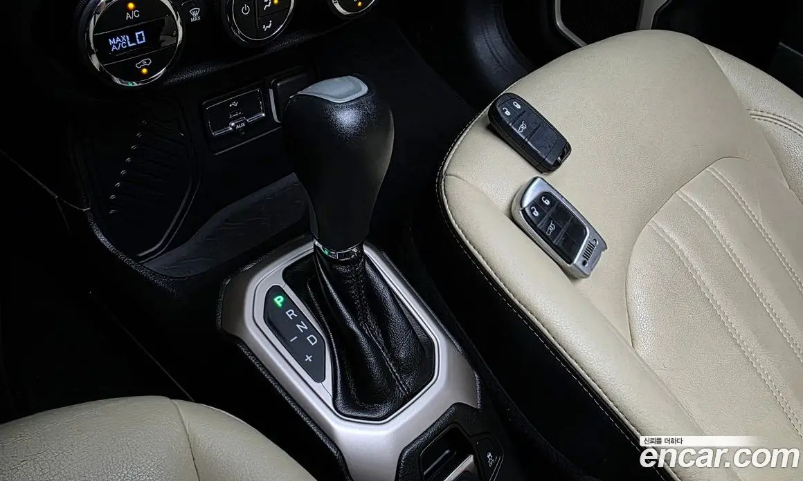 Jeep Renegade 2016 2.4 автомат (гидро), фото 9