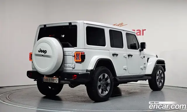 Jeep Wrangler 2022 2.0 автомат (гидро), миниатюра 2