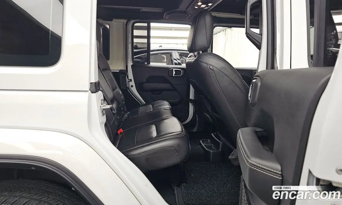 Jeep Wrangler 2022 2.0 автомат (гидро), фото 18