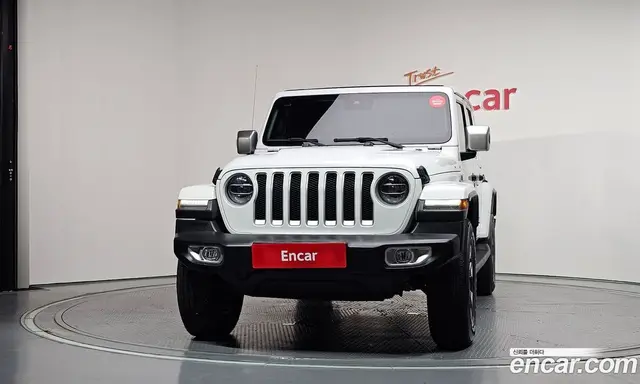 Jeep Wrangler 2022 2.0 автомат (гидро), миниатюра 3