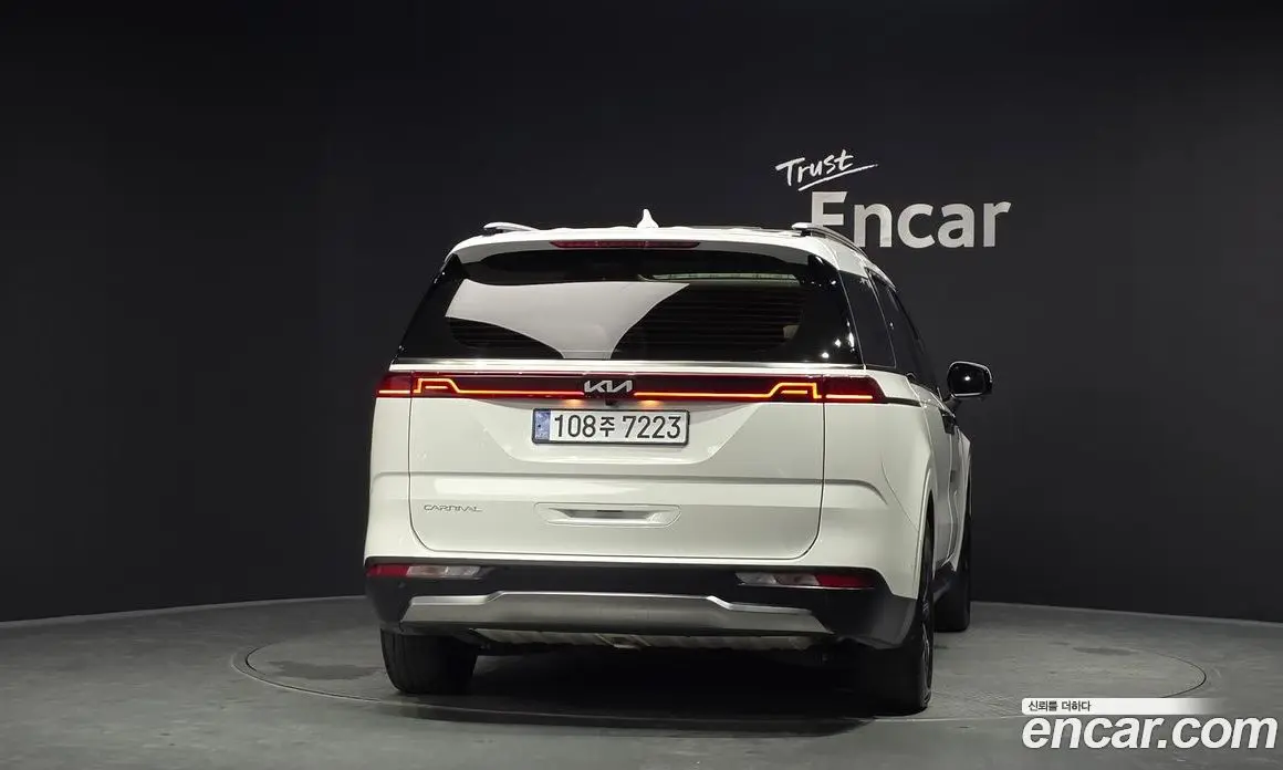 Kia Carnival 2022 3.5 автомат (гидро), фото 4