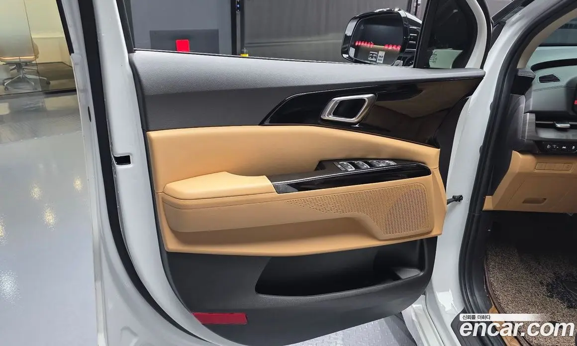 Kia Carnival 2023 3.5 автомат (гидро), фото 14