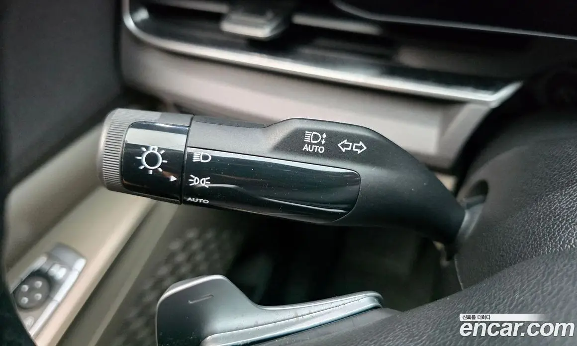 Kia Carnival 2023 3.5 автомат (гидро), фото 31