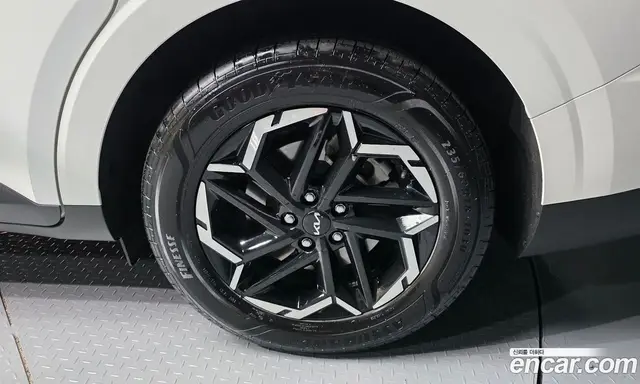 Kia Carnival 2023 3.5 автомат (гидро), миниатюра 7