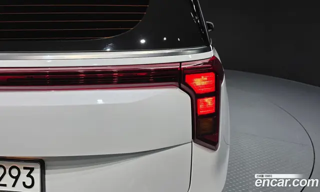 Kia Carnival 2023 3.5 автомат (гидро), миниатюра 9