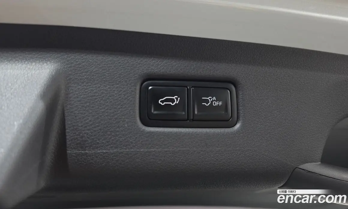 Kia Carnival 2024 1.6 автомат (гидро), фото 27