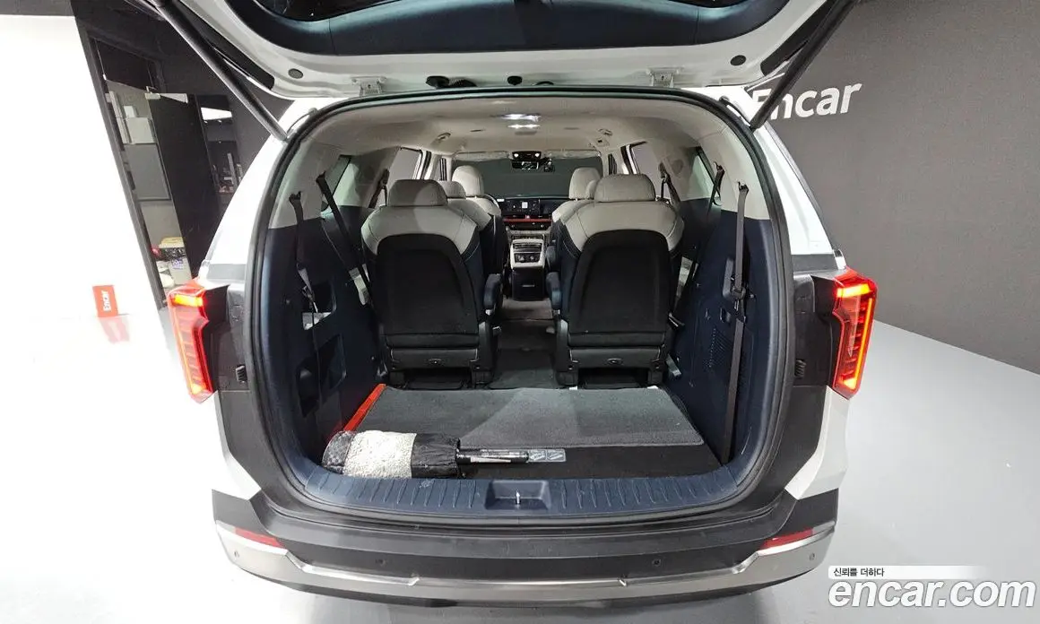 Kia Carnival 2024 1.6 автомат (гидро), фото 27