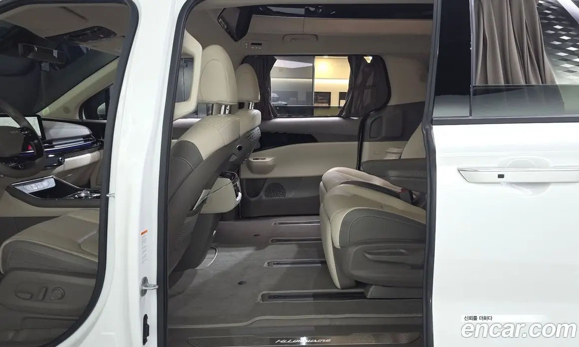 Kia Carnival 2025 1.6 автомат (гидро), фото 16