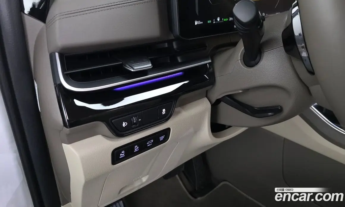 Kia Carnival 2025 1.6 автомат (гидро), фото 30