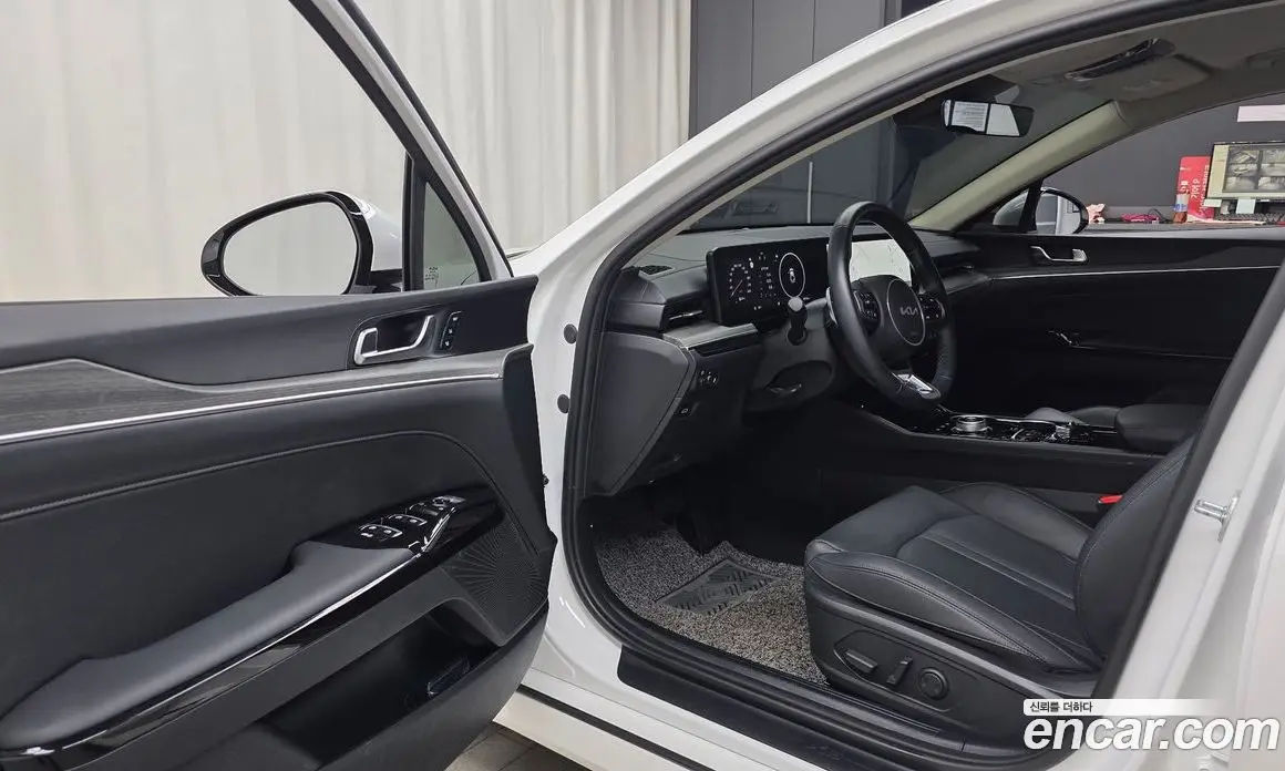 Kia K5 (Optima) 2025 2.0 автомат (гидро), фото 13