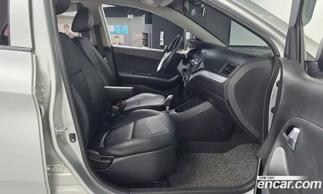 Kia Morning 2012 1.0 автомат (гидро), миниатюра 11