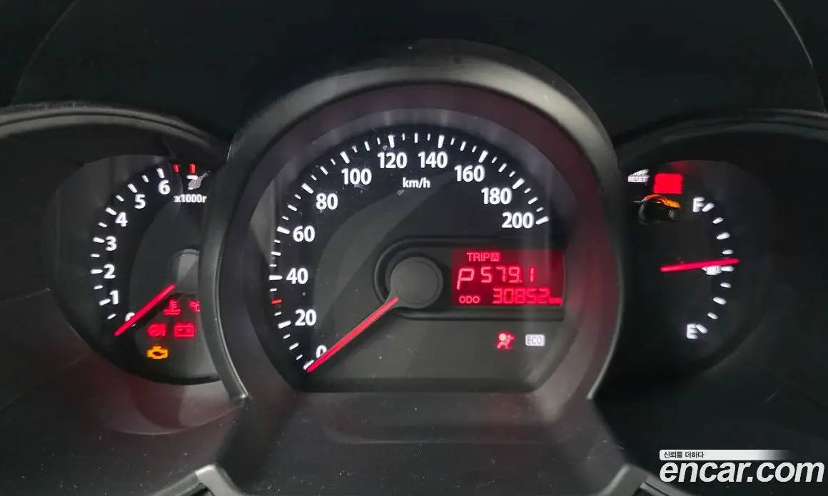Kia Morning 2012 1.0 автомат (гидро), фото 18