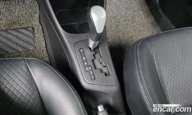 Kia Morning 2012 1.0 автомат (гидро), миниатюра 9