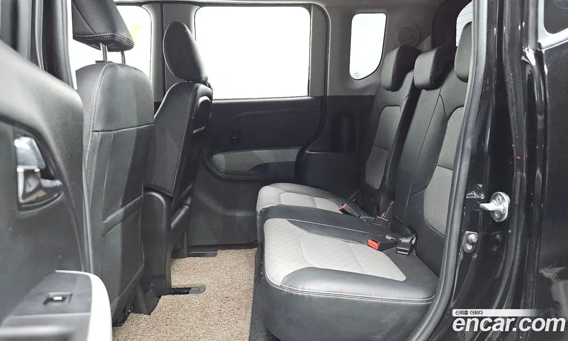 Kia Ray 2022 1.0 автомат (гидро), фото 16