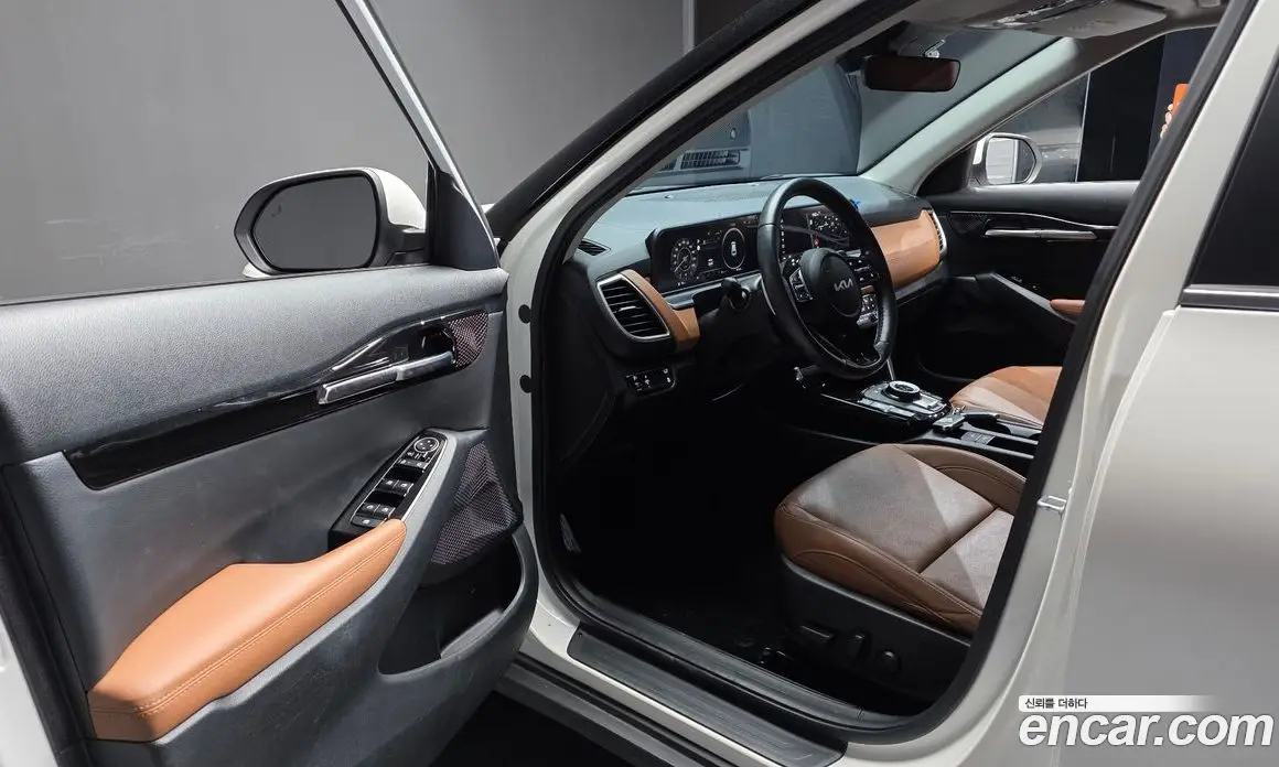 Kia Seltos 2023 1.6 автомат (гидро), фото 10