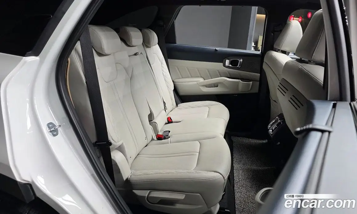 Kia Sorento 2024 1.6 автомат (гидро), фото 18