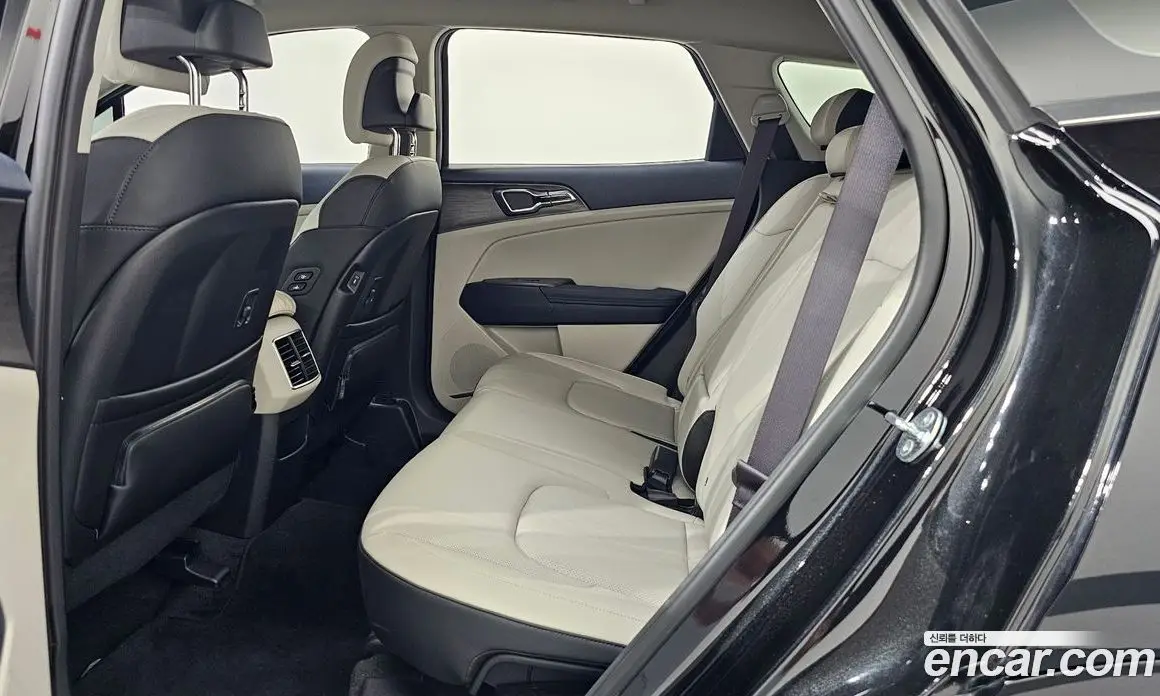 Kia Sportage 2023 1.6 автомат (гидро), фото 16