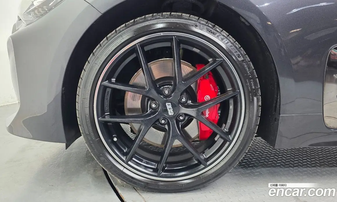 Kia Stinger 2019 3.3 автомат (гидро), фото 4