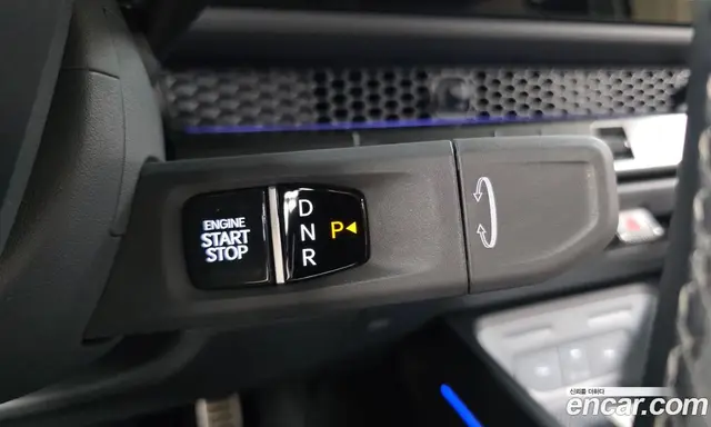 Kia Tasman 2025 2.5 автомат (гидро), миниатюра 11