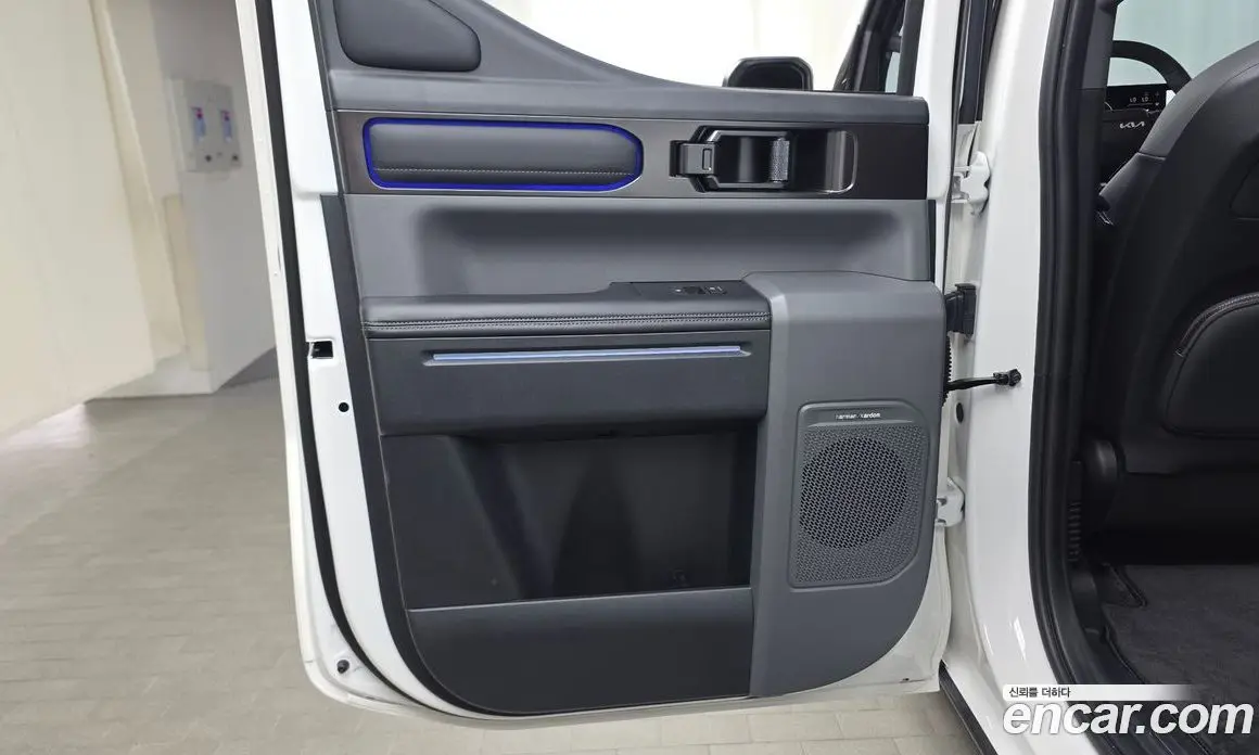 Kia Tasman 2025 2.5 автомат (гидро), фото 14