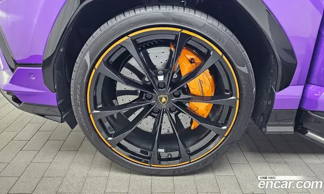 Lamborghini Urus 2024 4.0 автомат (гидро), миниатюра 5