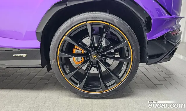 Lamborghini Urus 2024 4.0 автомат (гидро), миниатюра 7
